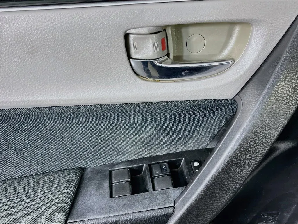 Toyota Corolla photo 21