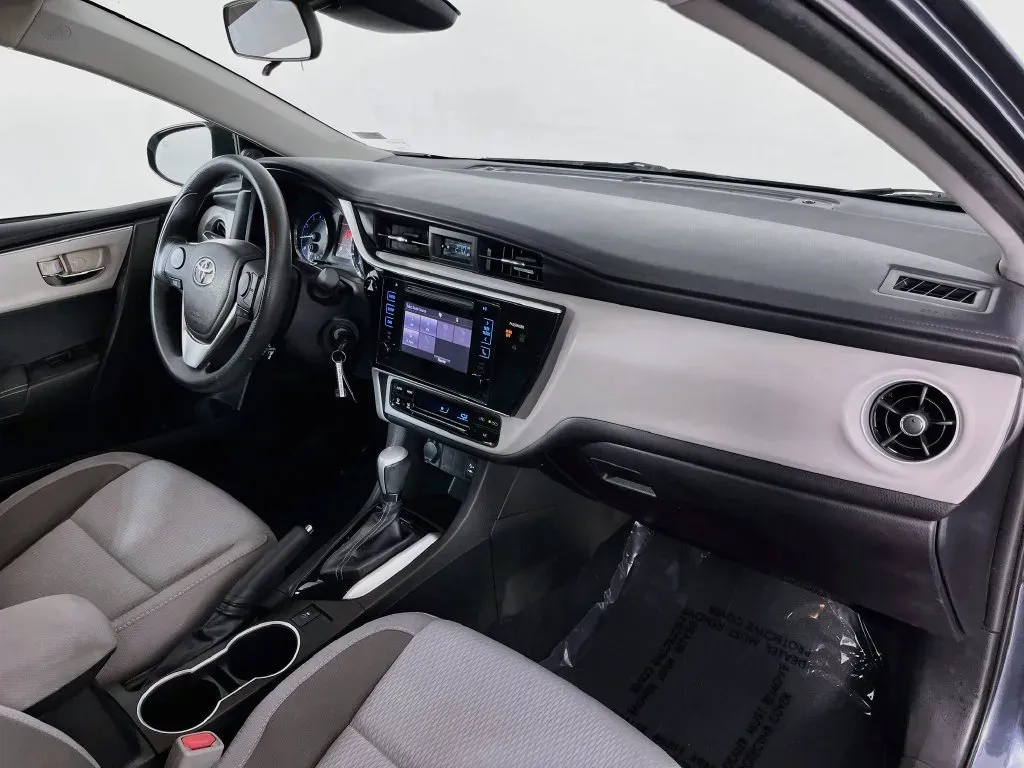 Toyota Corolla photo 29