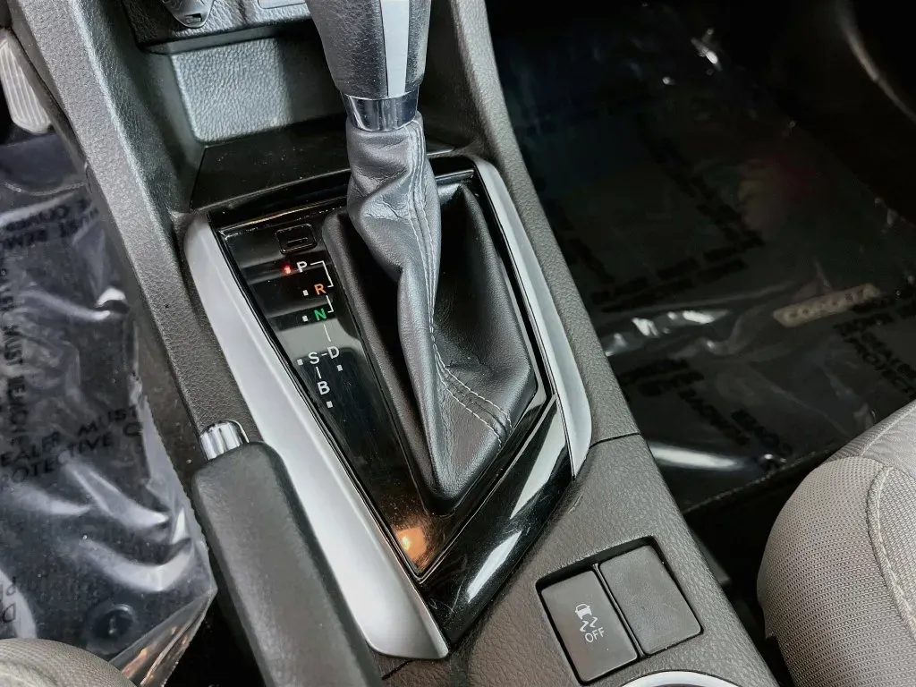 Toyota Corolla photo 20
