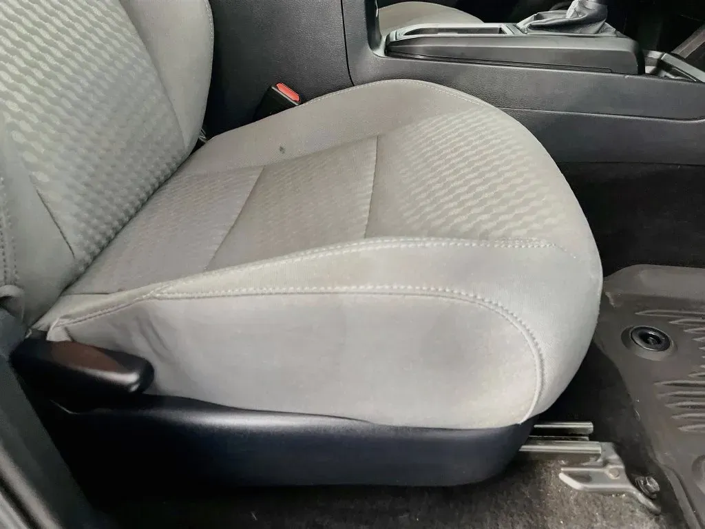Toyota Tacoma photo 29