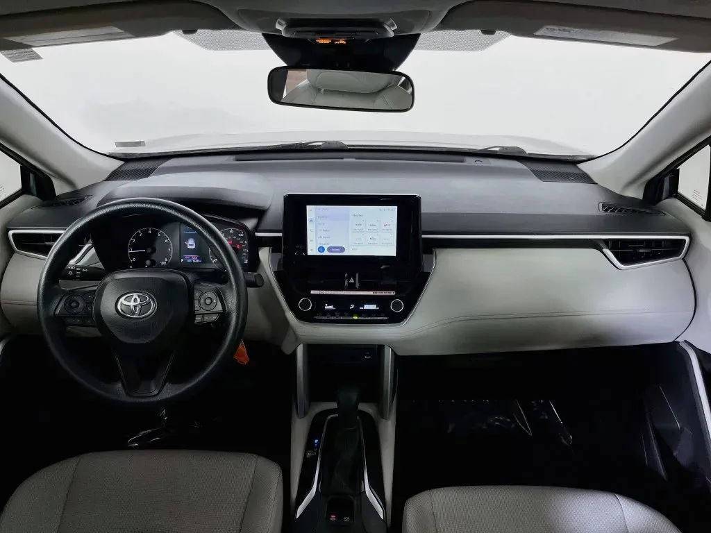 Toyota Corolla Cross photo 10
