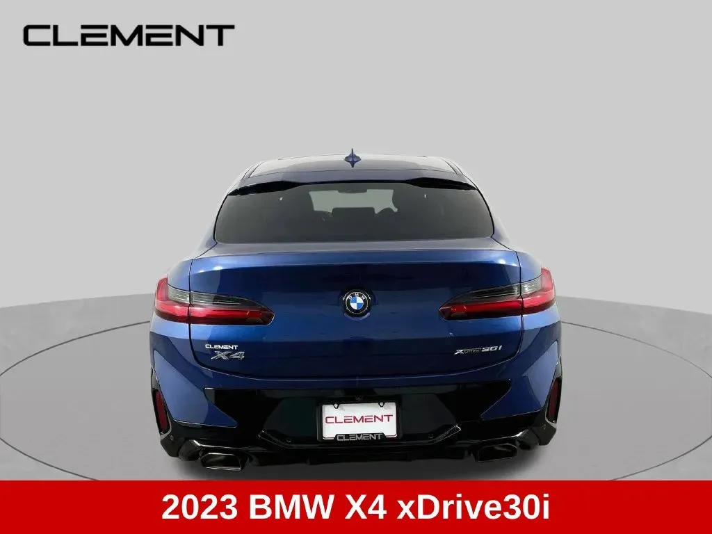 BMW X4 photo 7