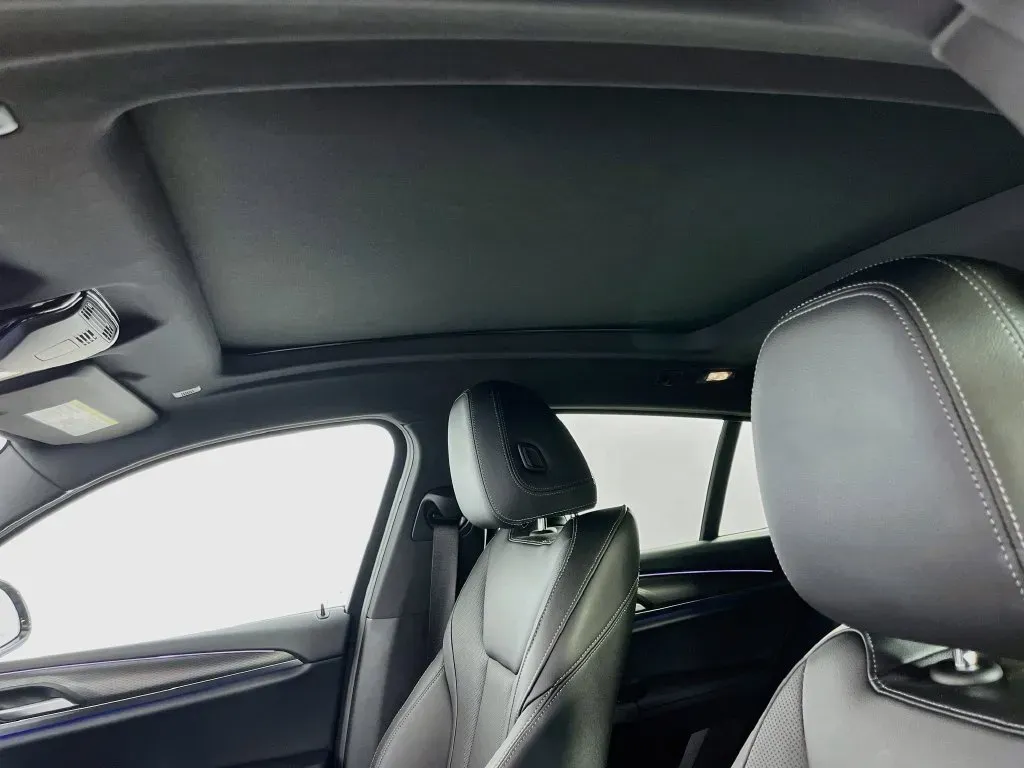BMW X4 photo 19