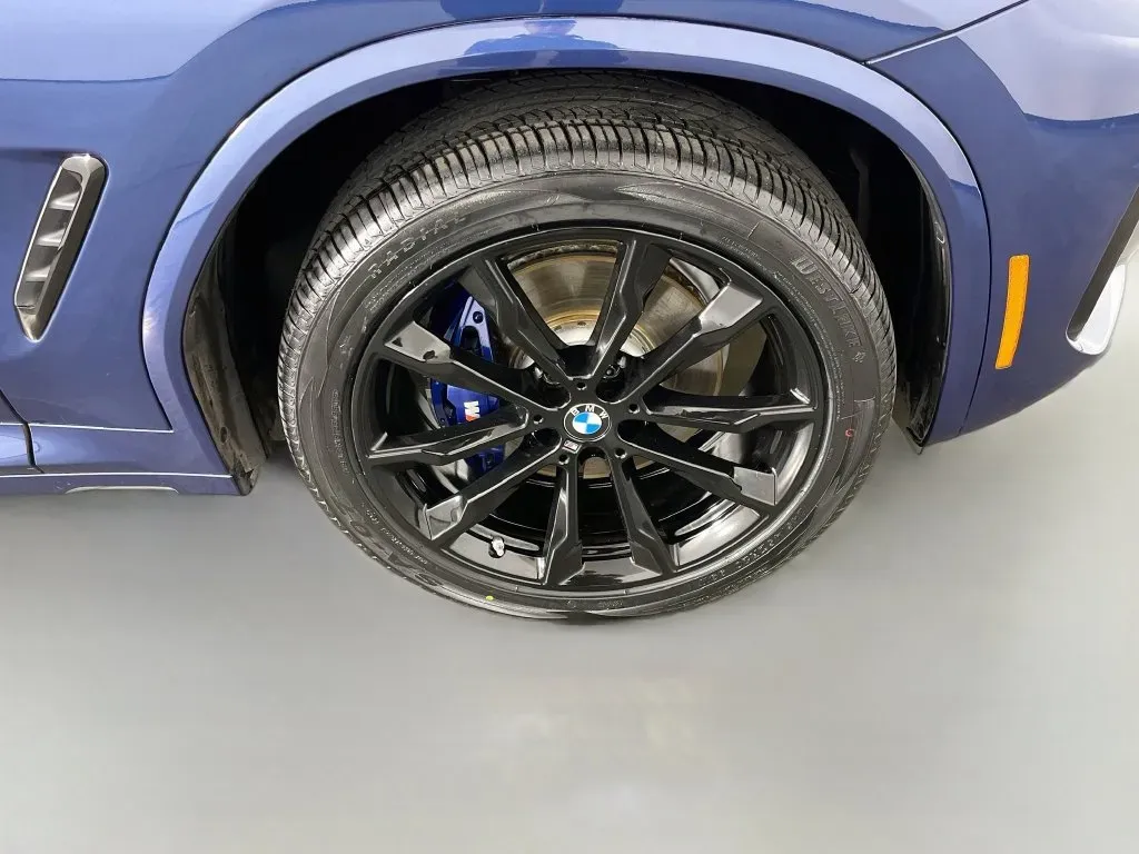 BMW X4 photo 31