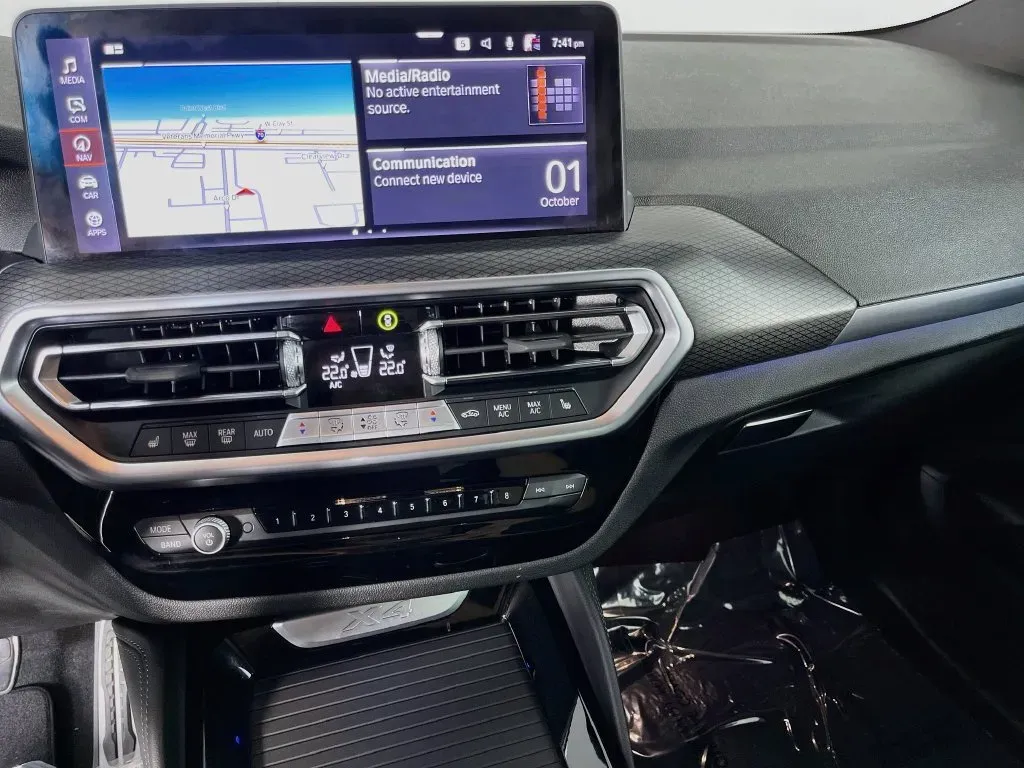 BMW X4 photo 17