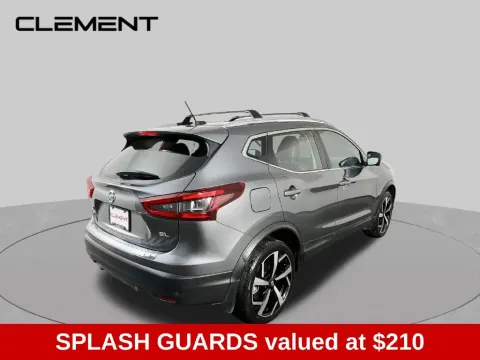 More photos of 2022 Nissan Rogue Sport SL at Clement Supercenter, MO