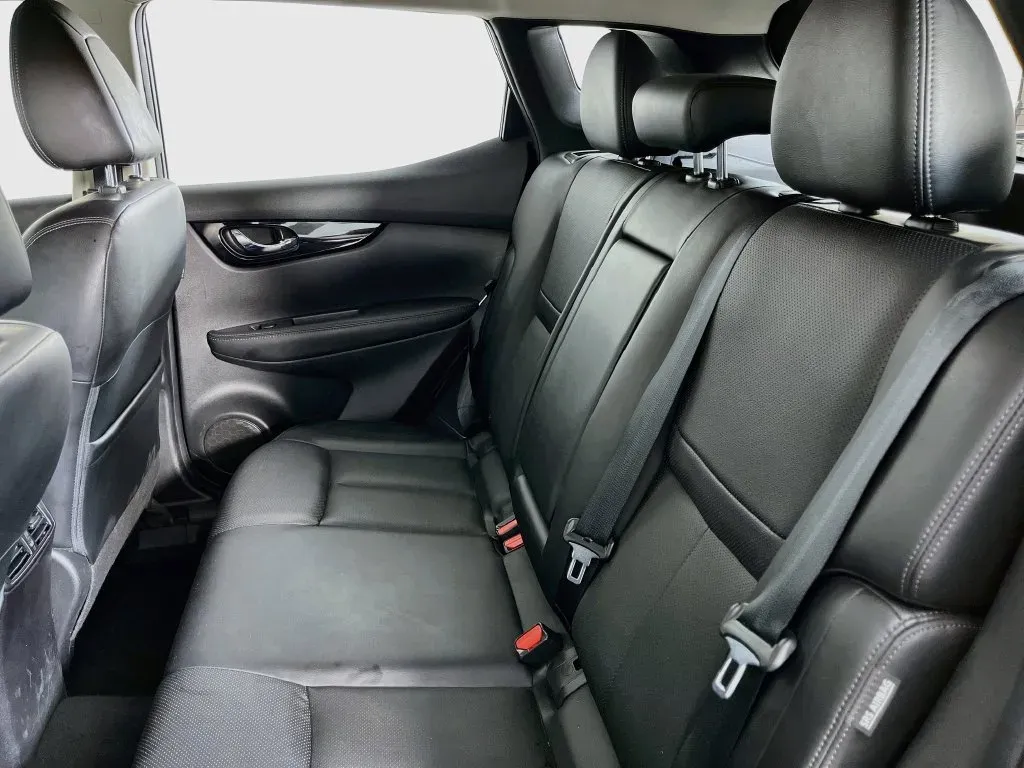 Nissan Rogue Sport photo 23