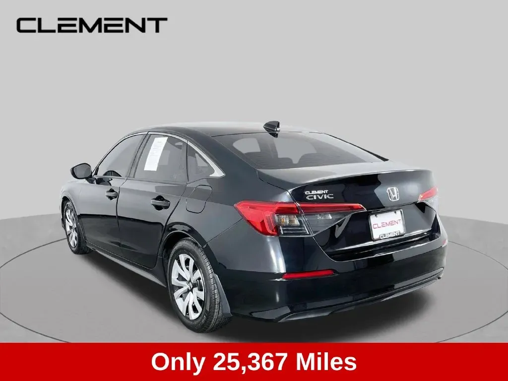 Honda Civic photo 8