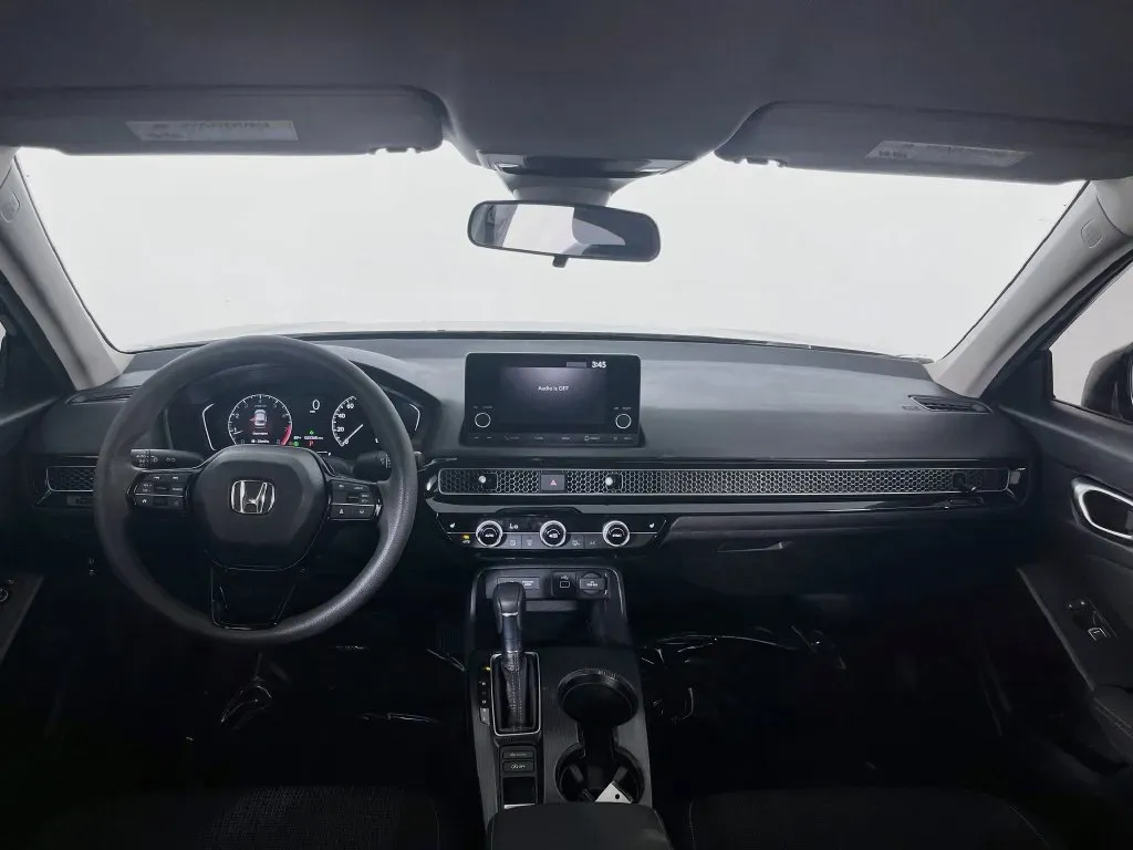 Honda Civic photo 10
