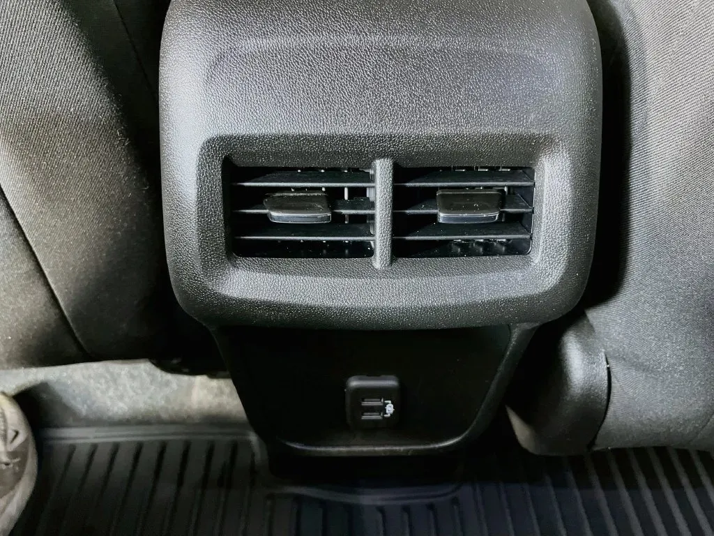 Chevrolet Equinox photo 32