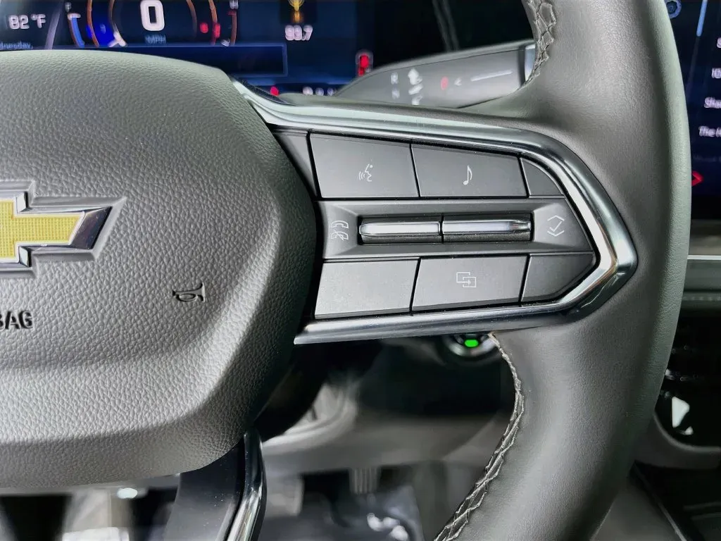 Chevrolet Tahoe photo 15