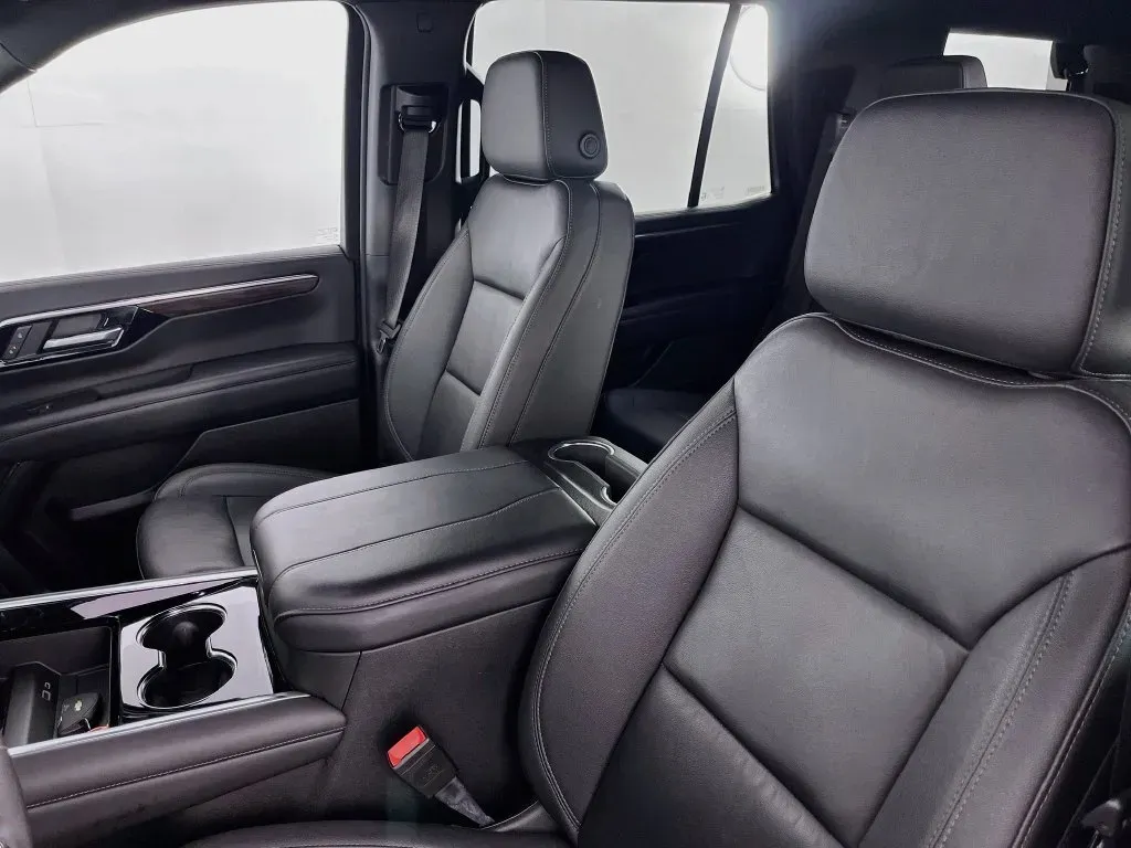 Chevrolet Tahoe photo 25