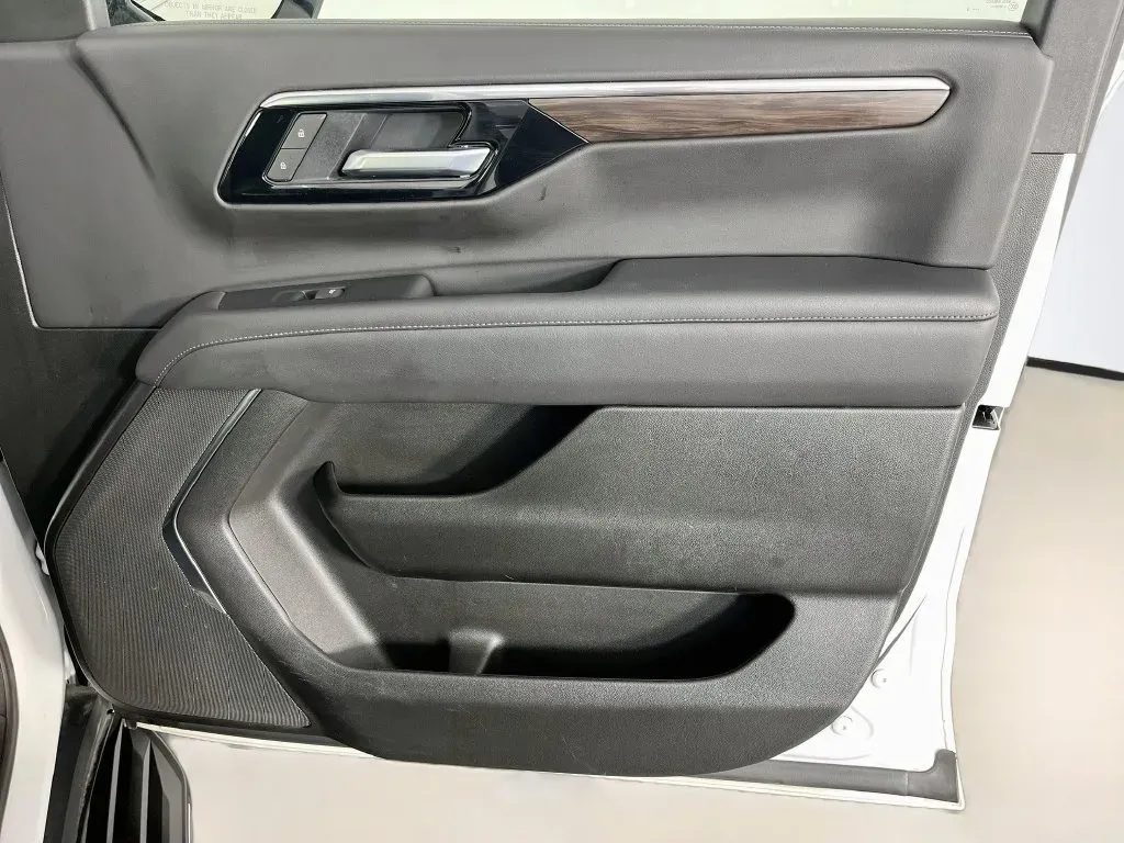 Chevrolet Tahoe photo 33