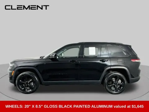 More photos of 2023 Jeep Grand Cherokee Altitude X at Clement Supercenter, MO