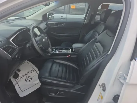 Another view of 2019 Ford Edge SEL for sale in St. Charles, MO at Clement Supercenter