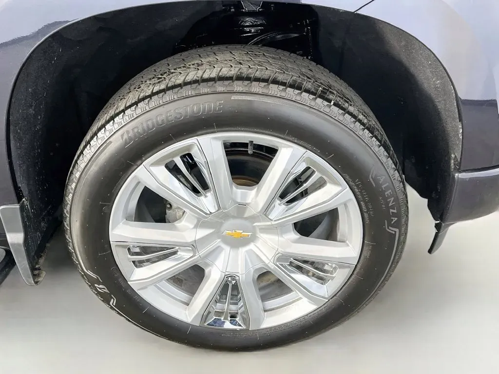 Chevrolet Silverado photo 39