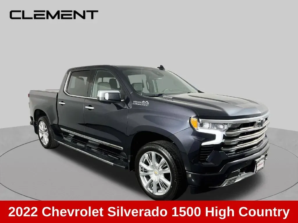 Chevrolet Silverado photo 3