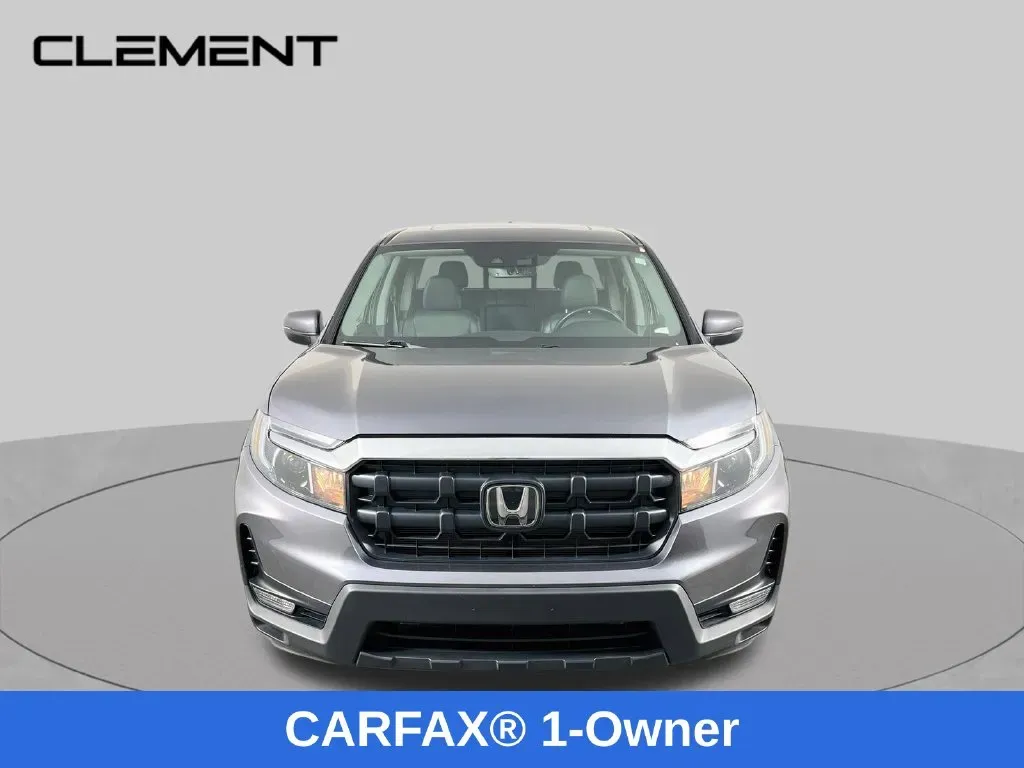 Honda Ridgeline photo 2