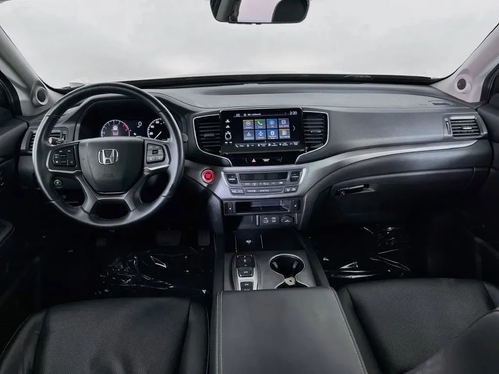 Honda Ridgeline photo 10