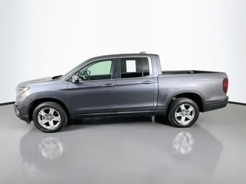 More photos of 2025 Honda Ridgeline RTL at Clement Supercenter, MO