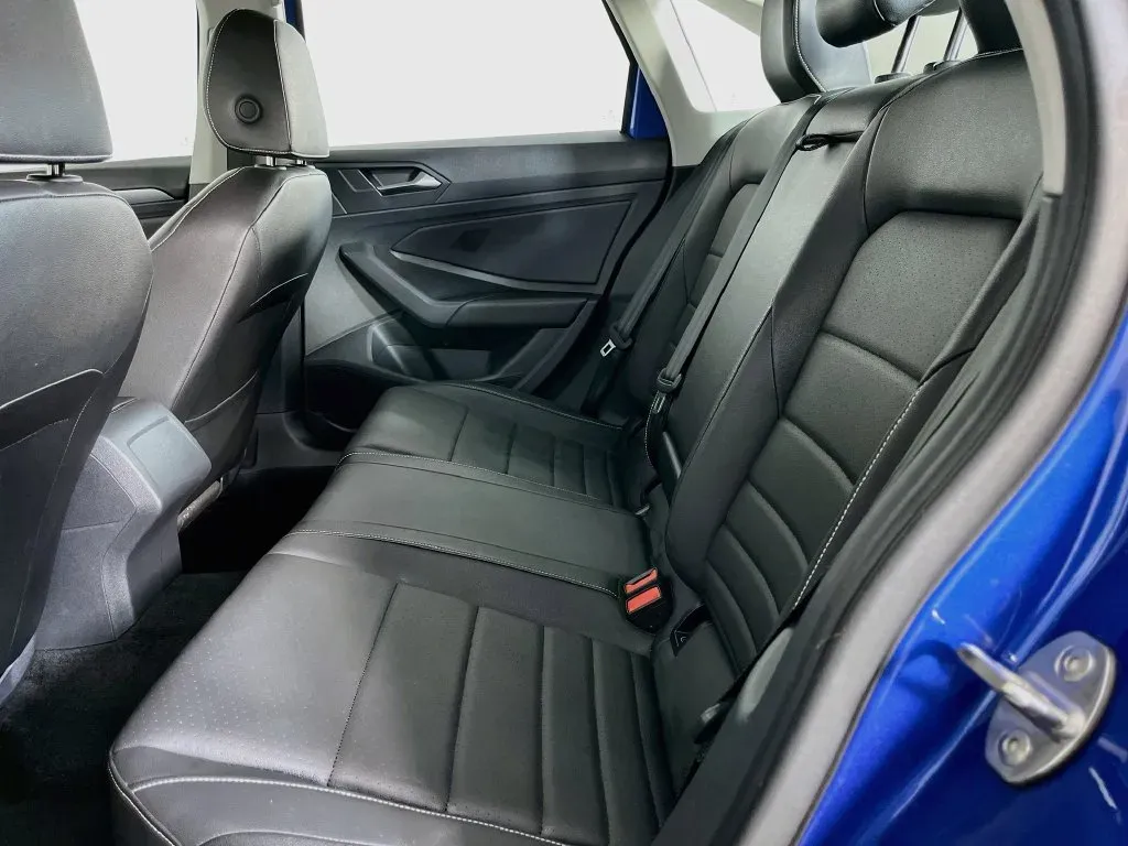 Volkswagen Jetta photo 25