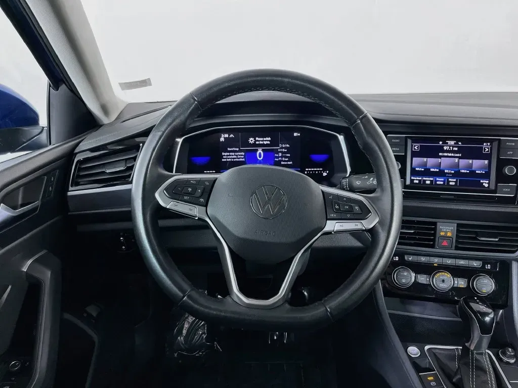 Volkswagen Jetta photo 11