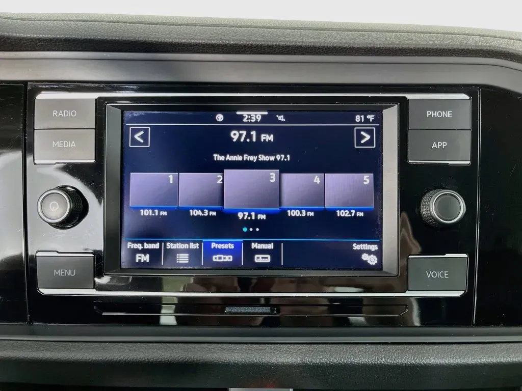 Volkswagen Jetta photo 15