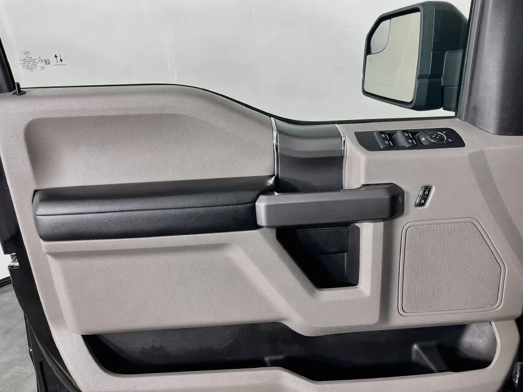 Ford F-150 photo 24