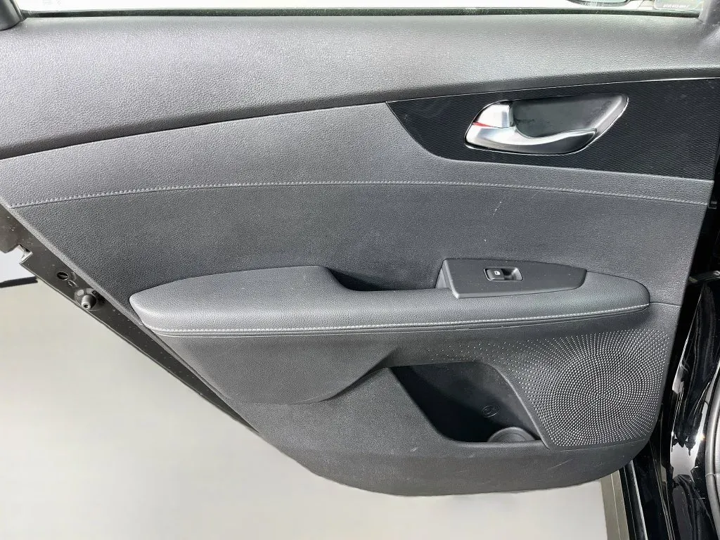 Kia Forte photo 25