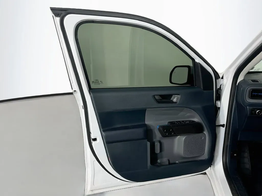 Ford Maverick photo 25