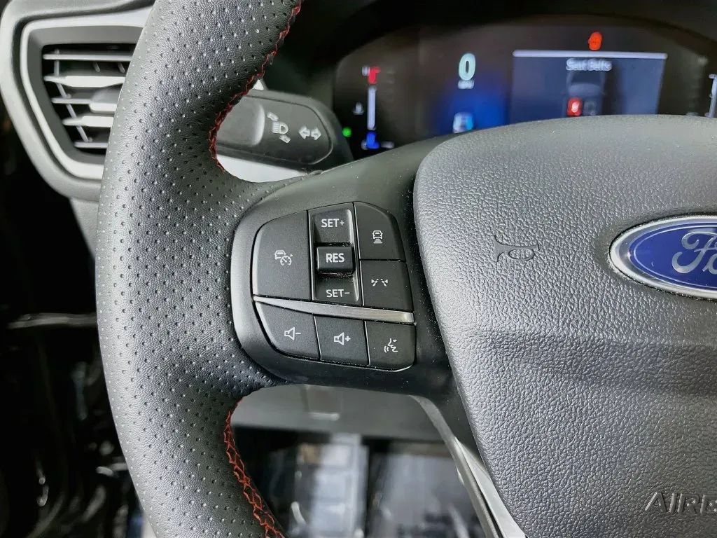 Ford Escape photo 13