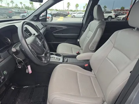 Another view of 2023 Honda Passport EX-L for sale in St. Charles, MO at Clement Supercenter