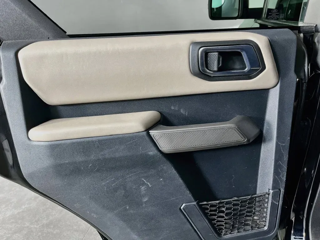Ford Bronco photo 27
