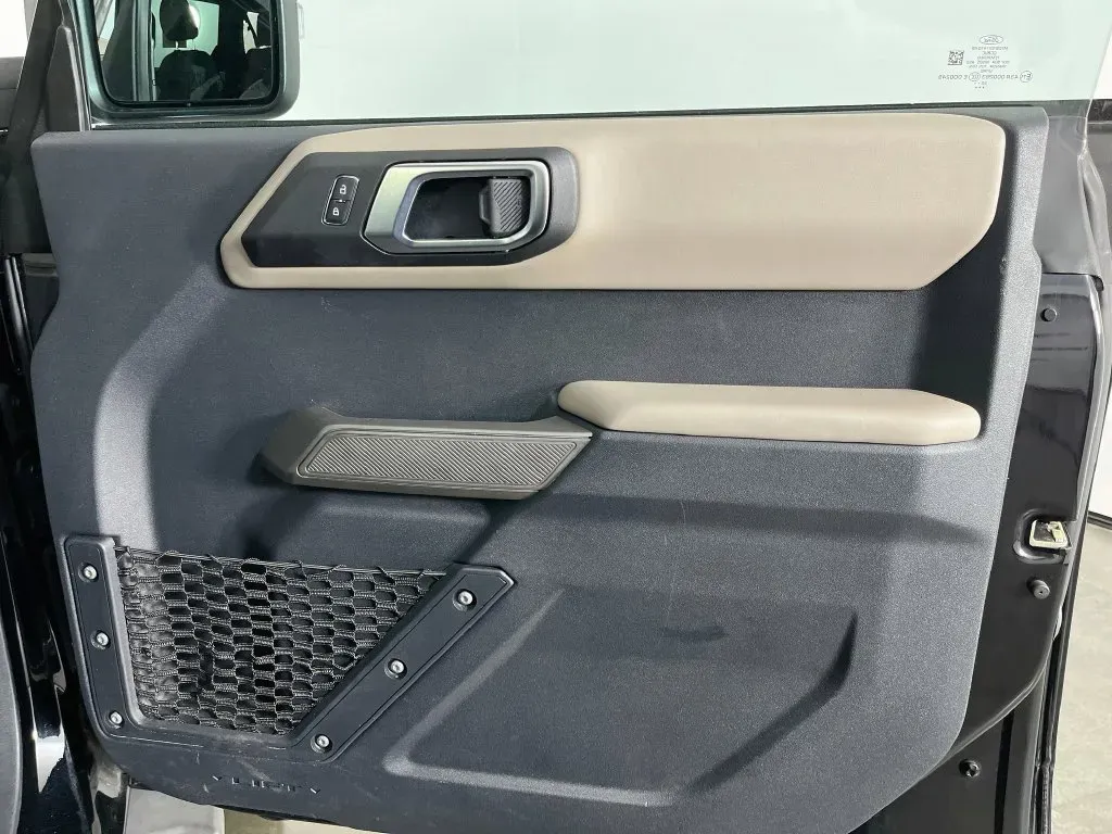 Ford Bronco photo 30