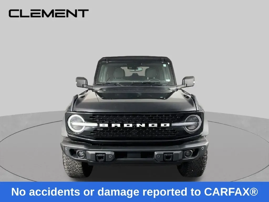 Ford Bronco photo 2