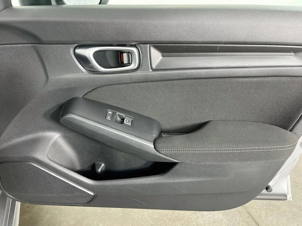 Honda Civic photo 28