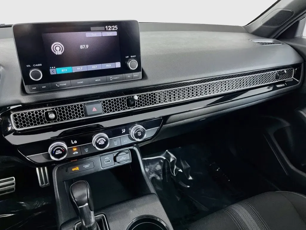 Honda Civic photo 16