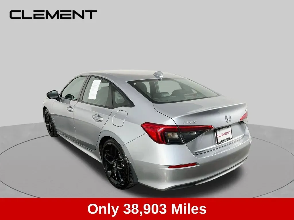 Honda Civic photo 8