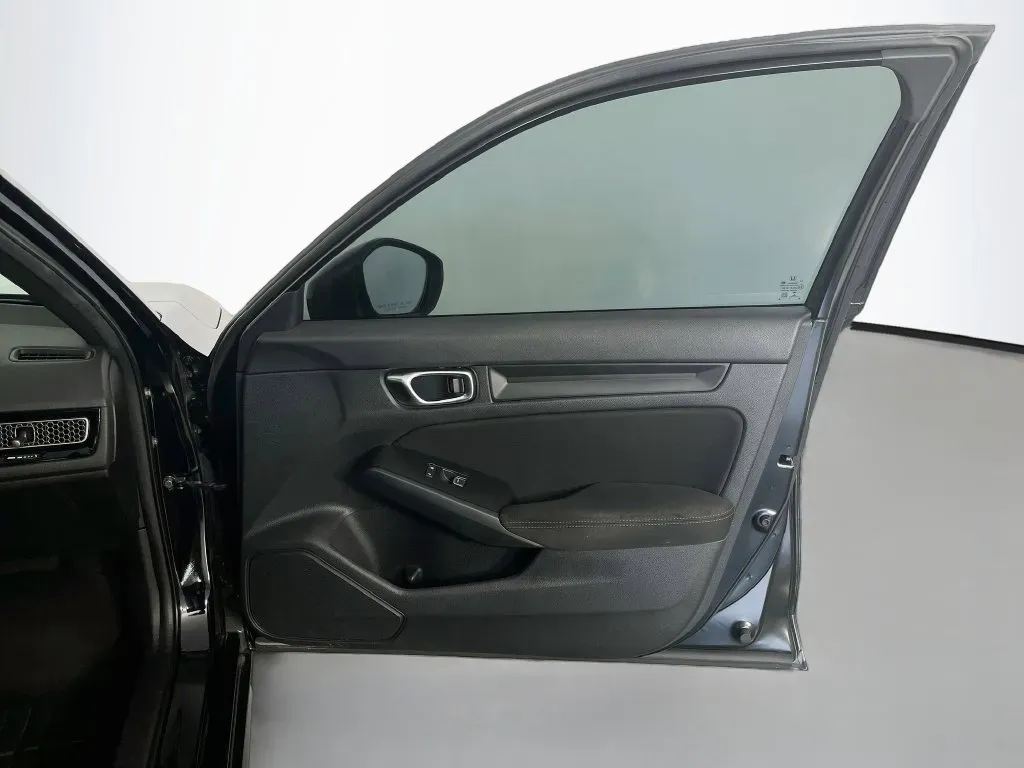 Honda Civic photo 33
