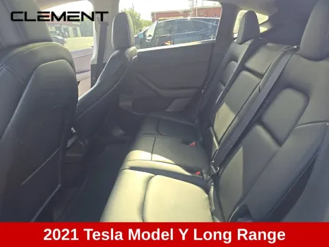 More photos of 2021 Tesla Model Y Long Range at Clement Supercenter, MO
