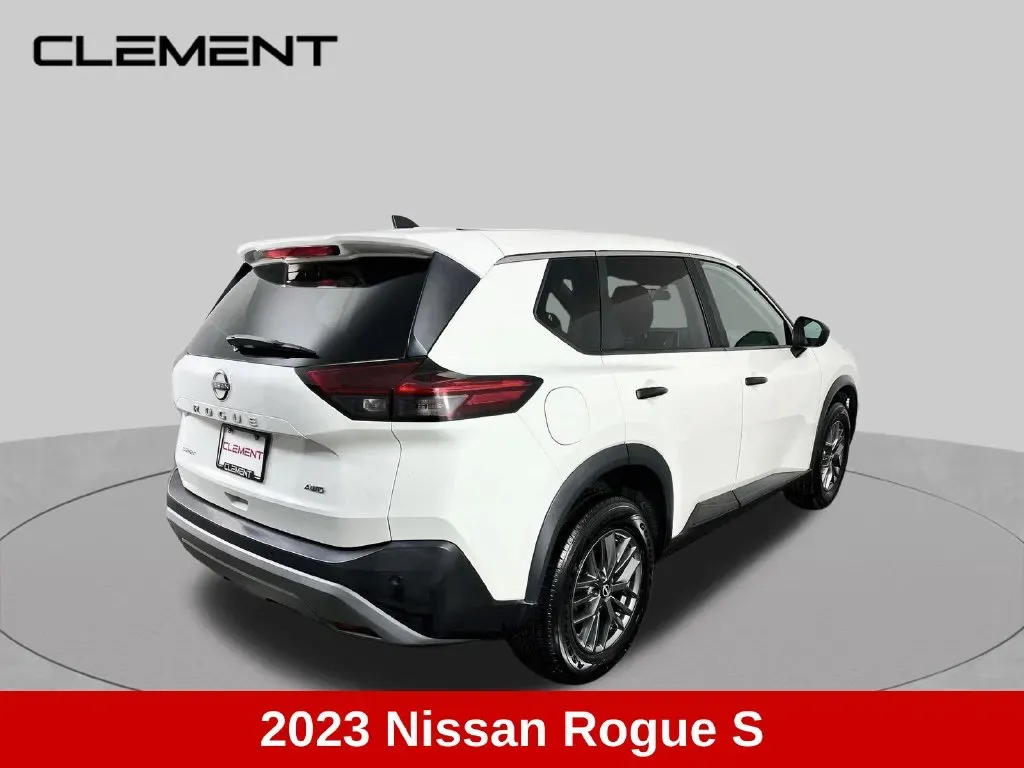 Nissan Rogue photo 5