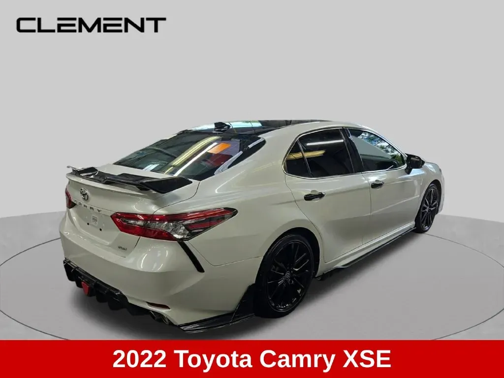 Toyota Camry photo 8