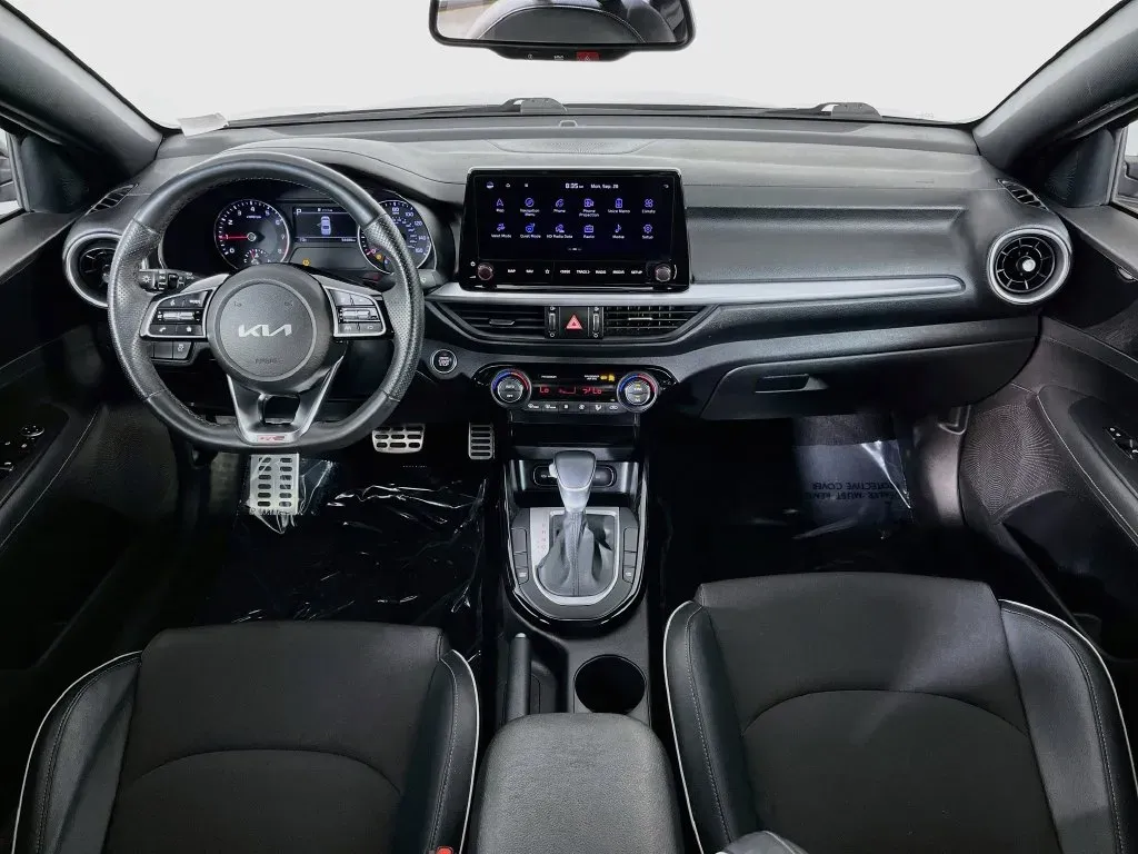 Kia Forte photo 10