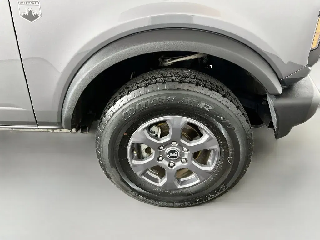 Ford Bronco photo 34