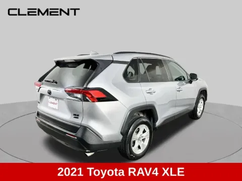 More photos of 2021 Toyota RAV4 XLE at Clement Supercenter, MO
