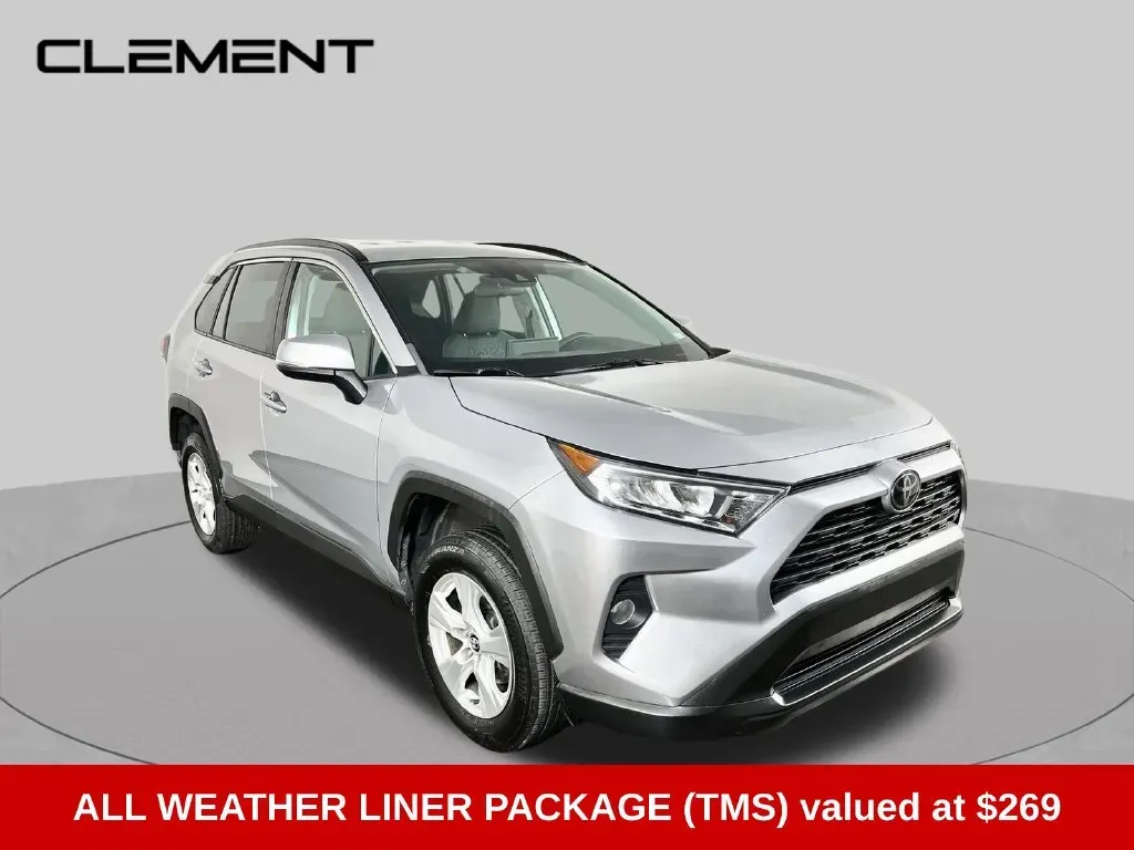 Toyota RAV4 photo 3