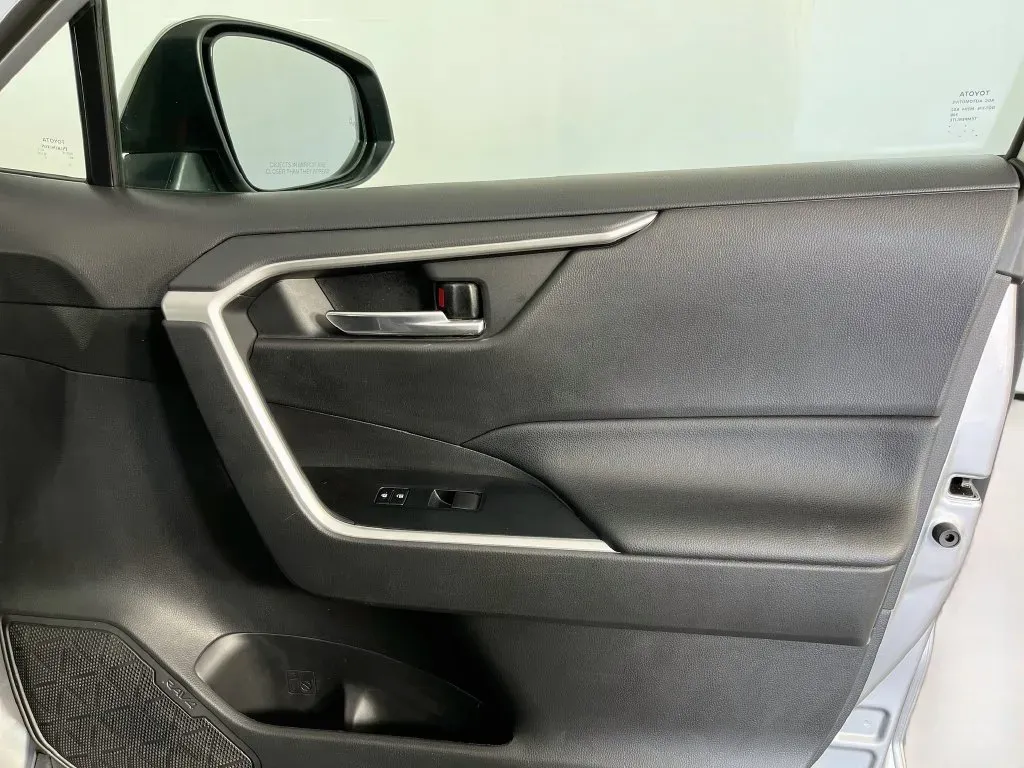 Toyota RAV4 photo 28