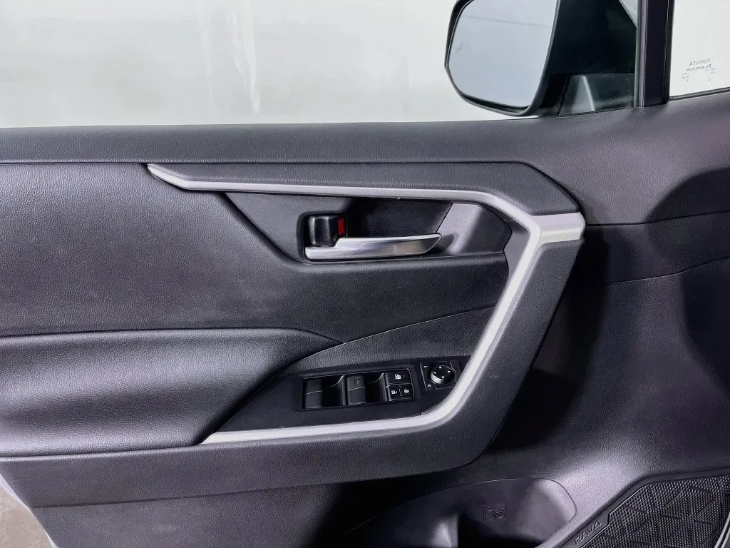 Toyota RAV4 photo 20