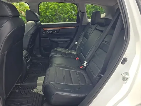 More photos of 2020 Honda CR-V EX-L at Clement Supercenter, MO