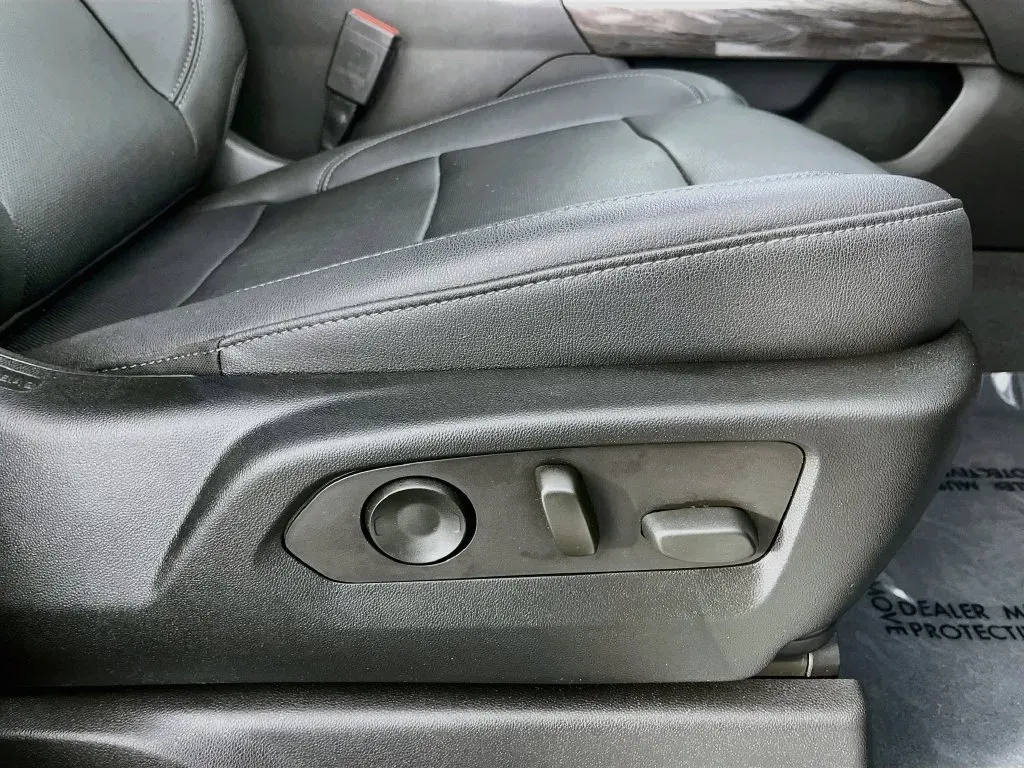 Chevrolet Silverado photo 31